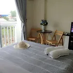 Baan Fahslalom Holiday Apartment